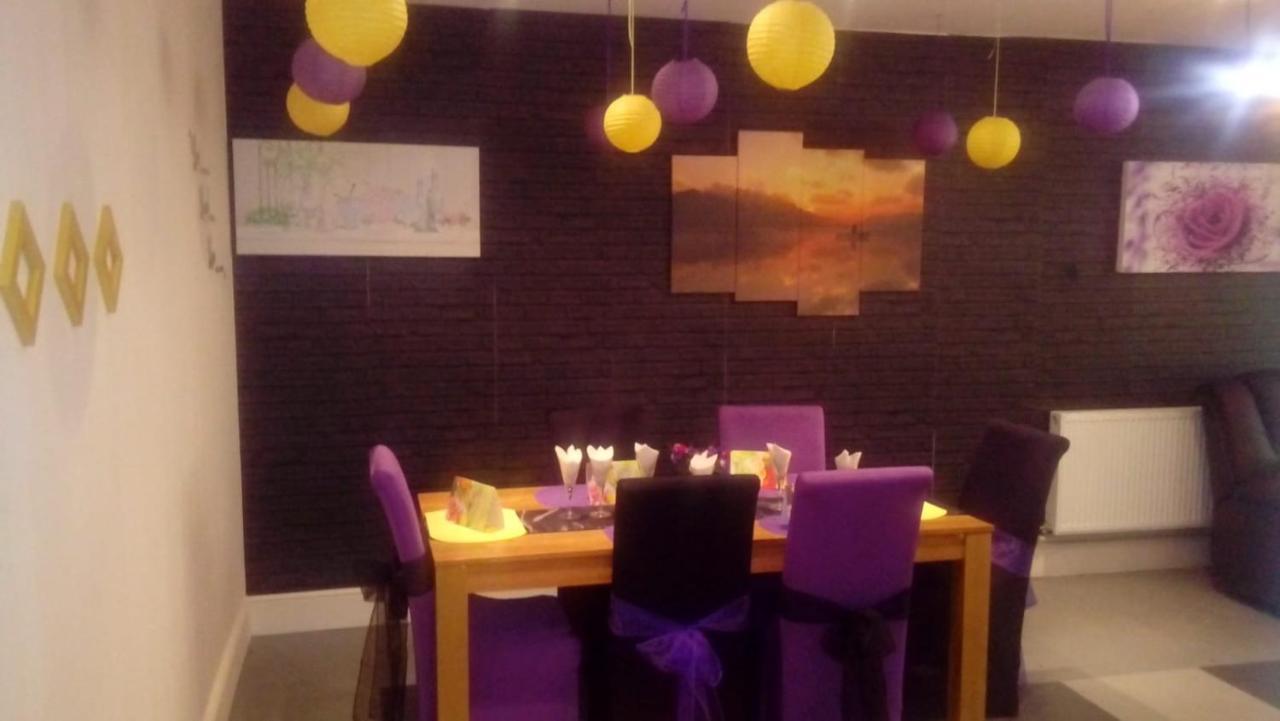 Carer 4 You Residential Home Upholland Eksteriør bilde